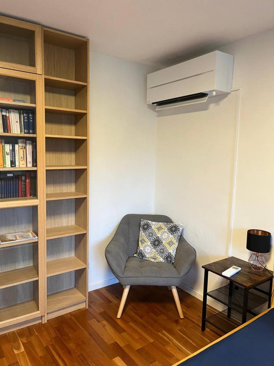 Gemütliche 3 Zimmer Wohnung mit großzügiger Terrasse im Grünen Reutlingen Exterior foto