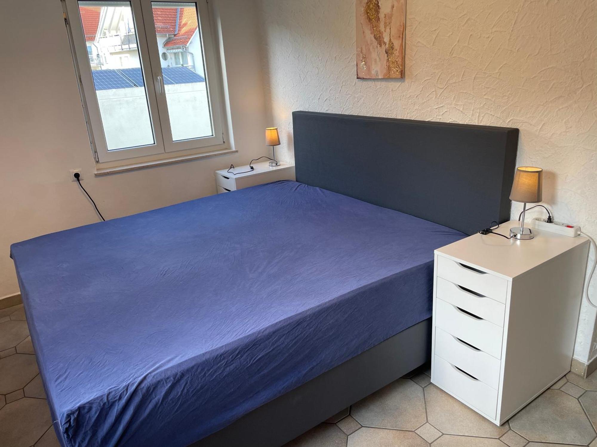Gemütliche 3 Zimmer Wohnung mit großzügiger Terrasse im Grünen Reutlingen Exterior foto
